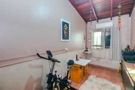 Quarto 2 de casa para alugar com 3 quartos, 120m² em Santa Rosa de Lima, Porto Alegre