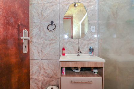 Casa à venda com 120m², 3 quartos e 3 vagasBanheiro Social