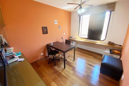 Apartamento para alugar com 205m², 2 quartos e 3 vagas Apartamento para alugar com 205m², 2 quartos e 3 vagasEscritório