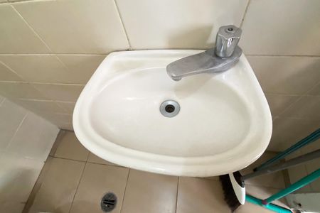 Apartamento para alugar com 205m², 2 quartos e 3 vagas Apartamento para alugar com 205m², 2 quartos e 3 vagasBanheiro de Serviço