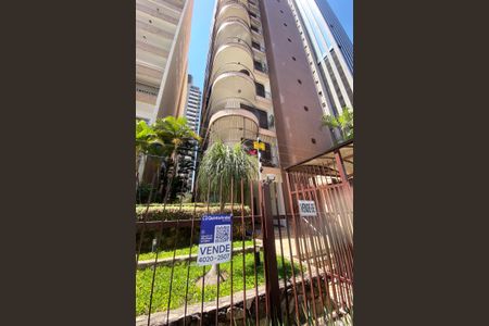 Apartamento para alugar com 205m², 2 quartos e 3 vagas Apartamento para alugar com 205m², 2 quartos e 3 vagasFachada e portaria