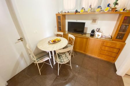 Apartamento para alugar com 205m², 2 quartos e 3 vagas Apartamento para alugar com 205m², 2 quartos e 3 vagasCopa