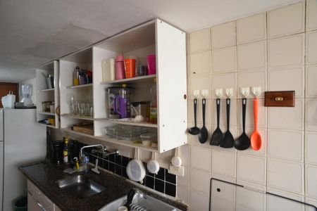 Apartamento à venda com 94m², 3 quartos e 2 vagas Apartamento à venda com 94m², 3 quartos e 2 vagasCozinha