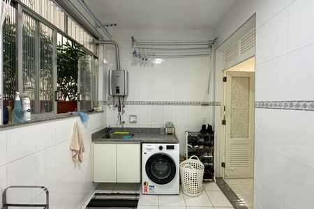 Apartamento à venda com 280m², 5 quartos e 1 vagaÁrea de Serviço