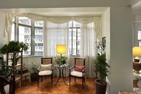 Apartamento à venda com 280m², 5 quartos e 1 vagaSala