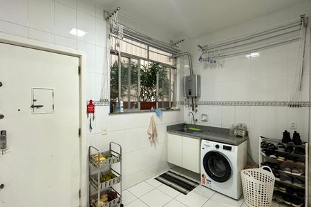 Apartamento à venda com 280m², 5 quartos e 1 vagaÁrea de Serviço