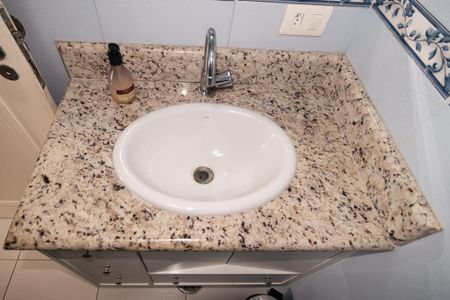 Apartamento à venda com 85m², 2 quartos e sem vagaBanheiro