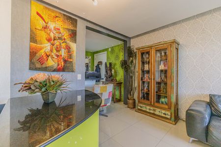 Sala de apartamento à venda com 3 quartos, 80m² em Jardim Carvalho, Porto Alegre