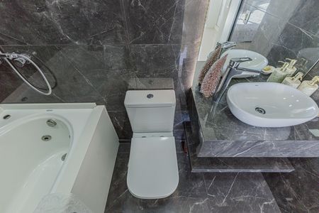 Apartamento à venda com 80m², 3 quartos e 1 vagaBanheiro da Suíte