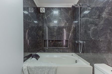 Apartamento à venda com 80m², 3 quartos e 1 vagaBanheiro da Suíte