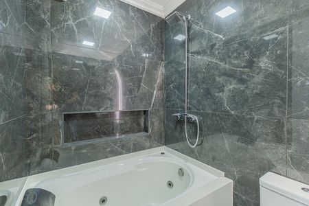 Apartamento à venda com 80m², 3 quartos e 1 vagaBanheiro da Suíte