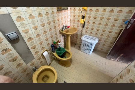 Casa à venda com 260m², 3 quartos e 2 vagasBanheiro da Suíte