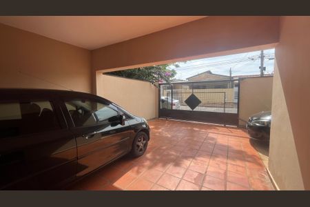 Casa à venda com 260m², 3 quartos e 2 vagasGaragem