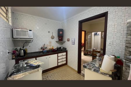 Casa à venda com 260m², 3 quartos e 2 vagasCozinha