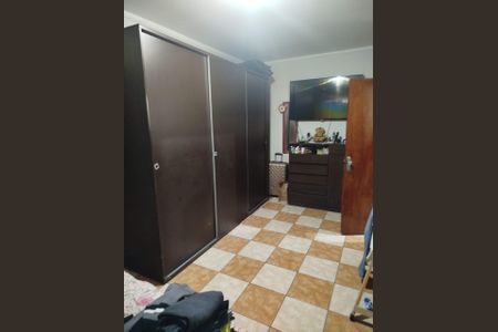 Quarto de casa à venda com 3 quartos, 320m² em Quitaúna, Osasco