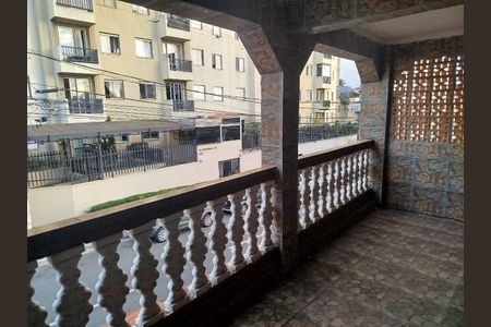 Casa à venda com 320m², 3 quartos e 7 vagas Casa à venda com 320m², 3 quartos e 7 vagasVaranda