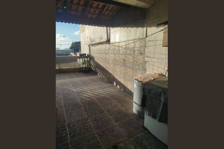 Casa à venda com 320m², 3 quartos e 7 vagas Casa à venda com 320m², 3 quartos e 7 vagasVaranda