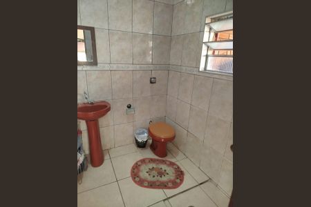 Casa à venda com 320m², 3 quartos e 7 vagas Casa à venda com 320m², 3 quartos e 7 vagasBanheiro