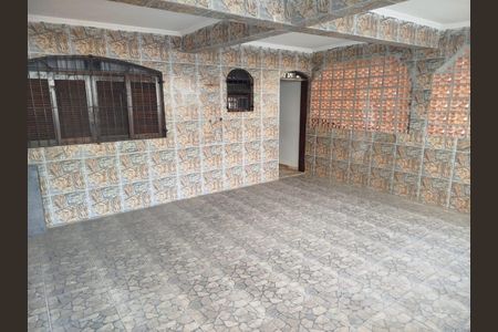 Casa à venda com 320m², 3 quartos e 7 vagas Casa à venda com 320m², 3 quartos e 7 vagasVaranda