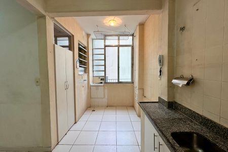 Apartamento à venda com 75m², 2 quartos e sem vagaCozinha e Área de Serviço