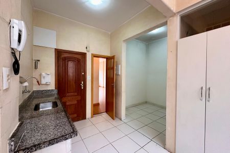 Apartamento à venda com 75m², 2 quartos e sem vagaCozinha e Área de Serviço