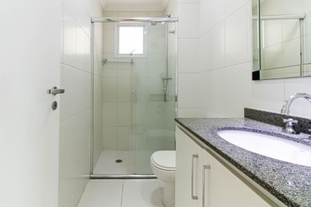 Apartamento para alugar com 100m², 3 quartos e 2 vagasBanheiro