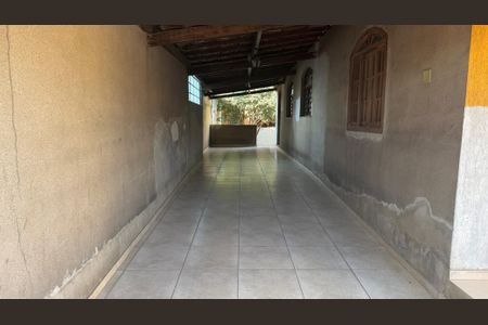 Casa à venda com 360m², 4 quartos e 3 vagas Casa à venda com 360m², 4 quartos e 3 vagasÁrea Externa