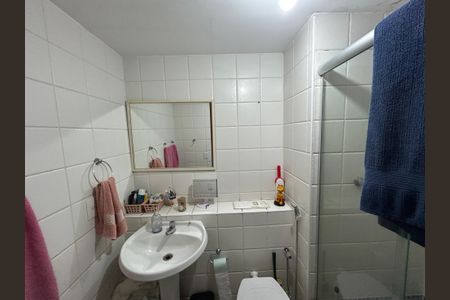 Apartamento à venda com 67m², 2 quartos e 1 vagaBanheiro Social