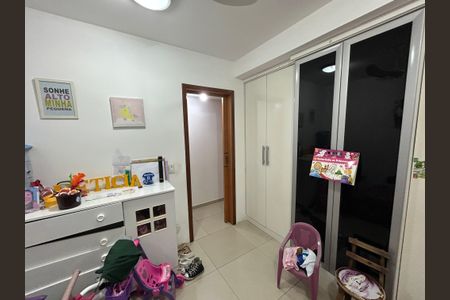 Apartamento à venda com 67m², 2 quartos e 1 vagaQuarto