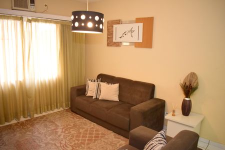 Sala de apartamento para alugar com 1 quarto, 48m² em Centro, Ribeirão Preto