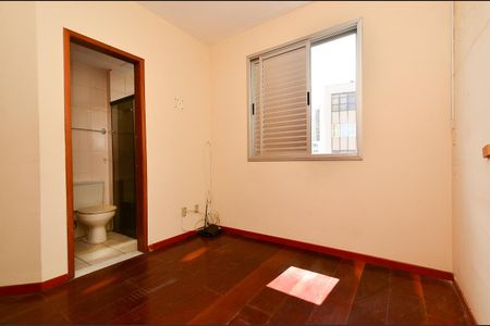 Apartamento à venda com 90m², 3 quartos e 2 vagasSuite