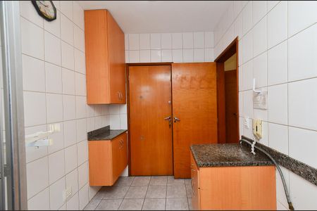 Apartamento à venda com 90m², 3 quartos e 2 vagasCozinha