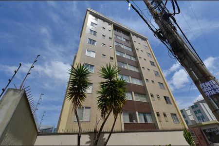 Apartamento à venda com 90m², 3 quartos e 2 vagasFachada