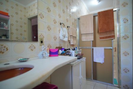 Casa à venda com 300m², 4 quartos e sem vagaBanheiro da Suíte 2