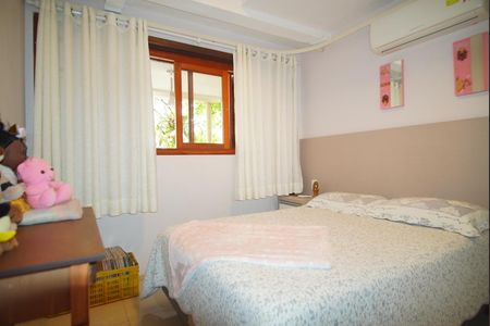 Casa à venda com 300m², 4 quartos e sem vagaSuíte 1