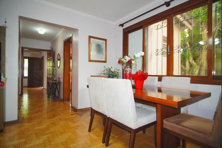 Casa à venda com 300m², 4 quartos e sem vagaSala de Jantar