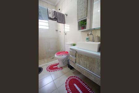 Casa à venda com 133m², 3 quartos e 1 vagaBanheiro