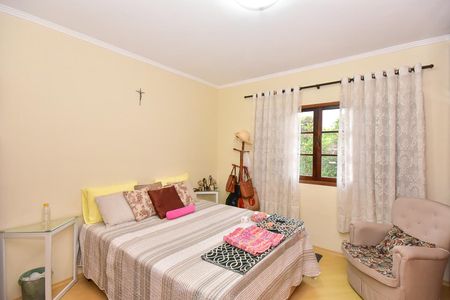 Casa para alugar com 137m², 3 quartos e 3 vagasSuíte