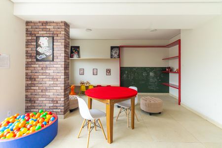 Apartamento à venda com 40m², 2 quartos e 1 vagaÁrea comum