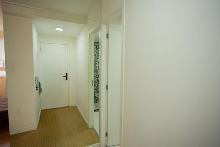 Apartamento à venda com 37m², 2 quartos e sem vaga Apartamento à venda com 37m², 2 quartos e sem vagaCorredor