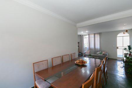 Casa à venda com 360m², 3 quartos e 4 vagasSala de Jantar