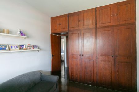 Casa à venda com 360m², 3 quartos e 4 vagasQuarto 2