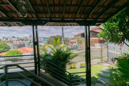 Casa à venda com 360m², 3 quartos e 4 vagasVista do Quarto 2