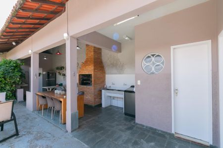 Casa à venda com 360m², 3 quartos e 4 vagasÁrea Externa