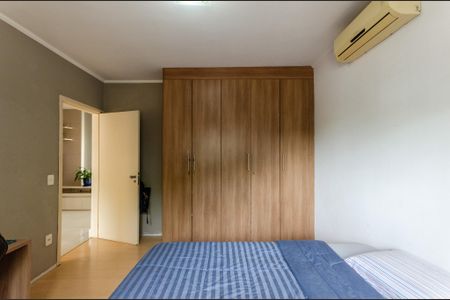 Casa à venda com 420m², 5 quartos e 4 vagasQuarto 1