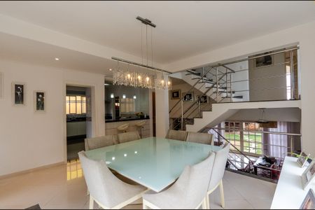 Casa à venda com 420m², 5 quartos e 4 vagasSala de Jantar