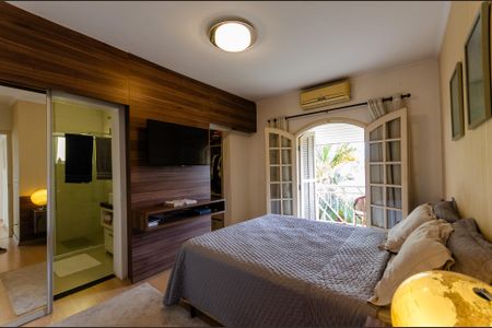 Casa à venda com 420m², 5 quartos e 4 vagasSuíte 2