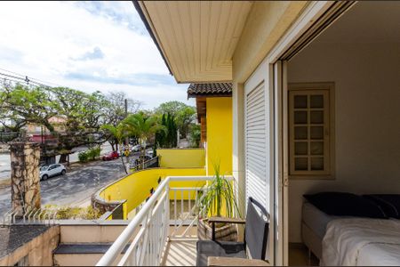 Casa à venda com 420m², 5 quartos e 4 vagasQuarto 2 - Varanda