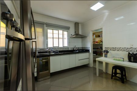 Casa à venda com 420m², 5 quartos e 4 vagasCozinha