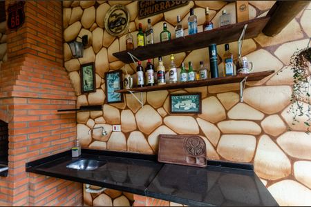 Casa à venda com 420m², 5 quartos e 4 vagasChurrasqueira